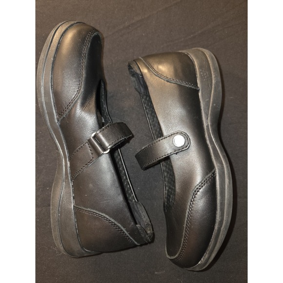 Crocs Alice Mary Jane Non-Slip Work Shoes Slip-On Clogs Womens 7 Black ‎  11050 - Picture 1 of 9